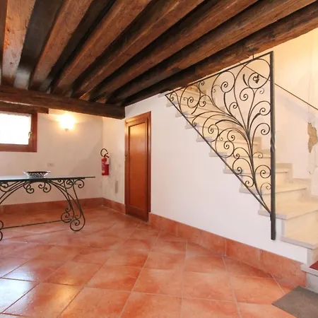 Rialto Market Apartman *