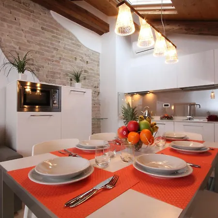 Rialto Market * Velence